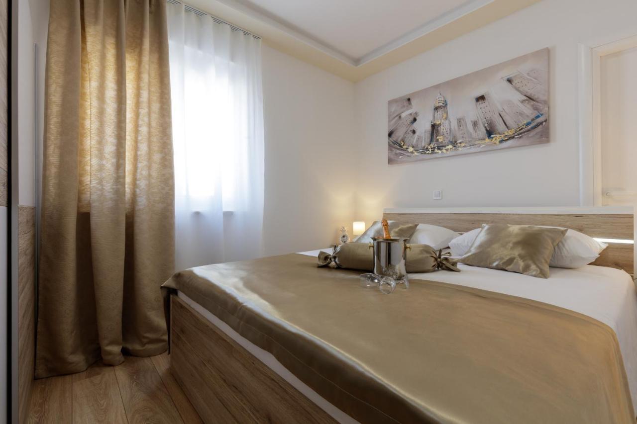 Ferienwohnung Sunny Garden Adria Split Exterior foto