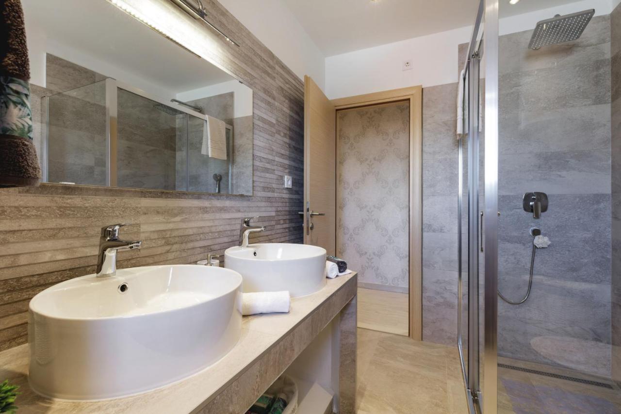 Ferienwohnung Sunny Garden Adria Split Exterior foto