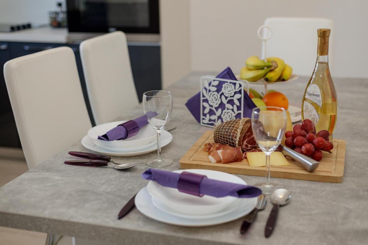 Ferienwohnung Sunny Garden Adria Split Exterior foto