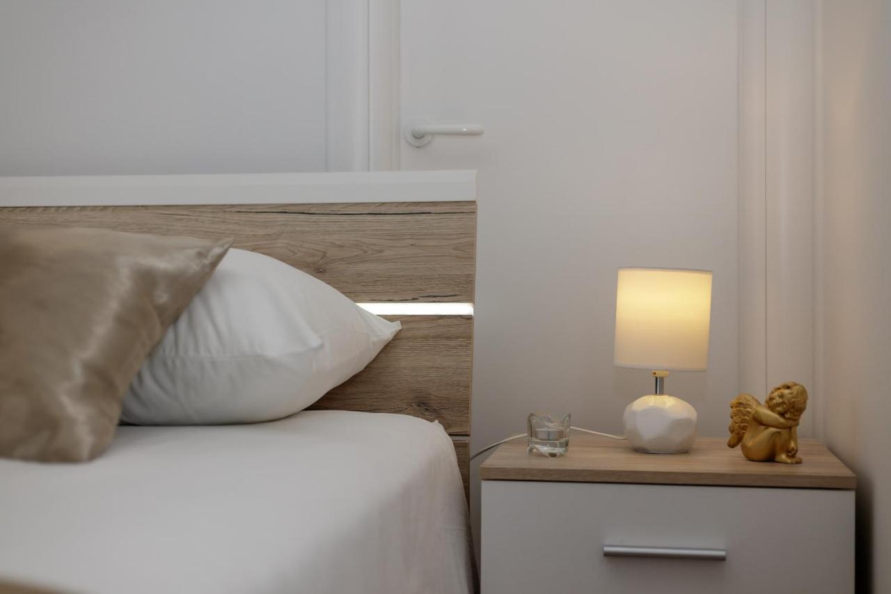 Ferienwohnung Sunny Garden Adria Split Exterior foto